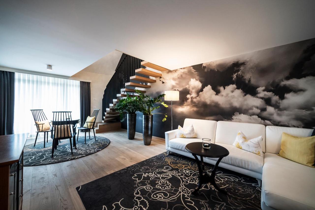 Post Hotel - Tradition & Lifestyle Adults Only San Candido Bilik gambar