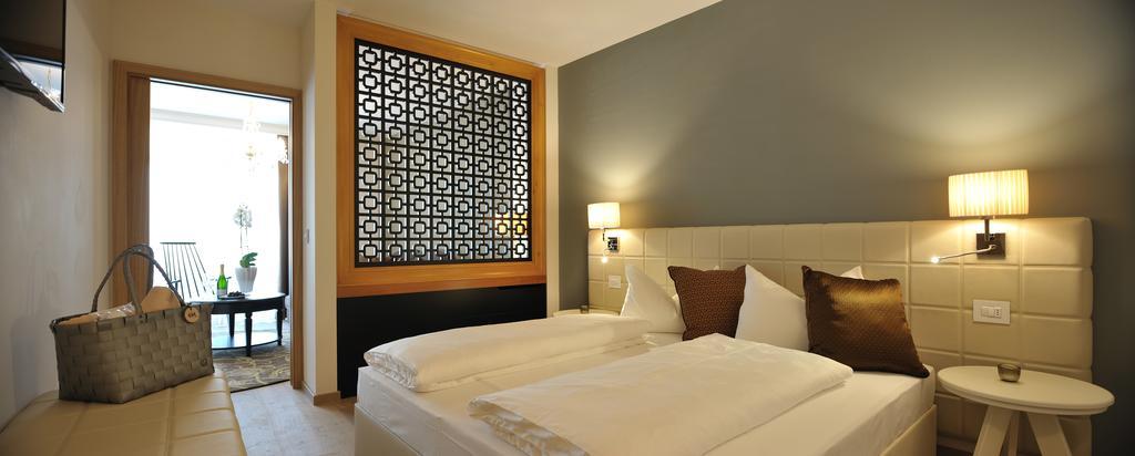 Post Hotel - Tradition & Lifestyle Adults Only San Candido Bilik gambar